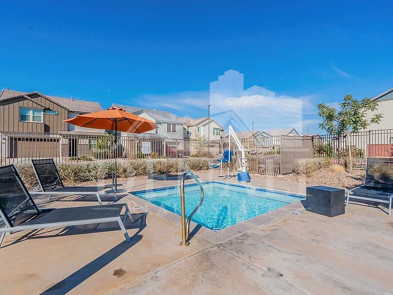 731 W Winchester Dr — Photo 29