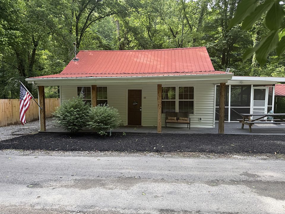 1st image of 138 Cooper Ln