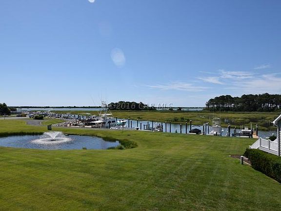 4th image of 12812 W Hopetown Ln #B16
