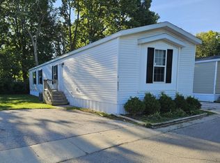 6927 Bittersweet Ln UNIT 3, Indianapolis, IN 46236
