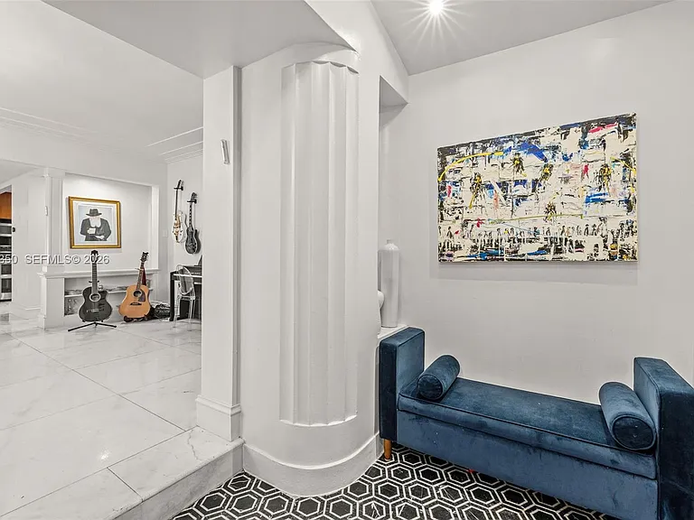 3420 Sheridan Ave — Photo 5