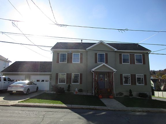 2nd image of 623 Pancoast St