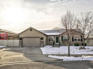 849 W 2225 S, Woods Cross, UT 84087