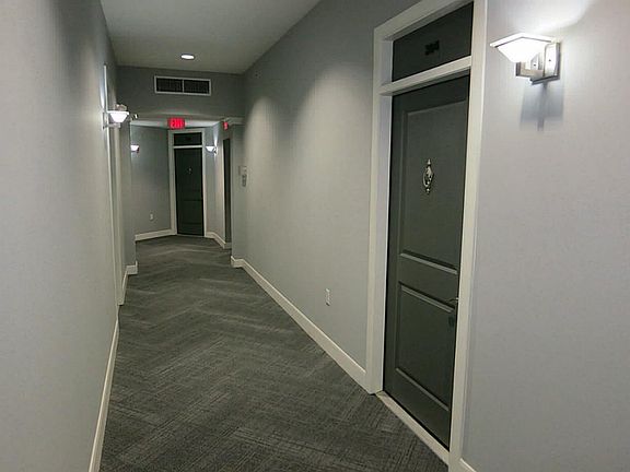 5th image of 1010 Rosine St APT 304