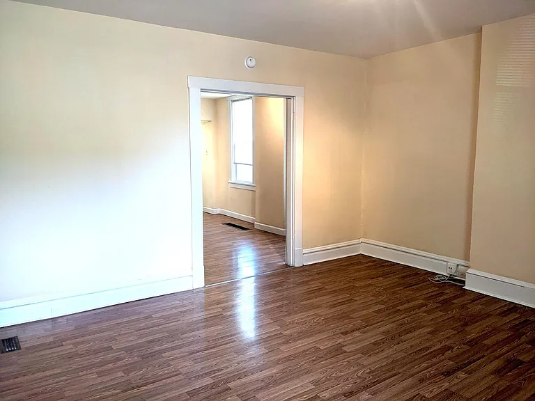 4325 Norfolk Ave — Photo 3