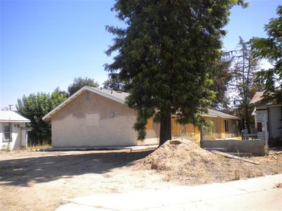 732 5th St, Orange Cove, CA, 93646