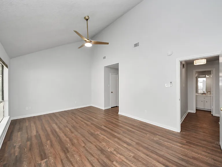 1023 Oyster Bay Dr — Photo 20