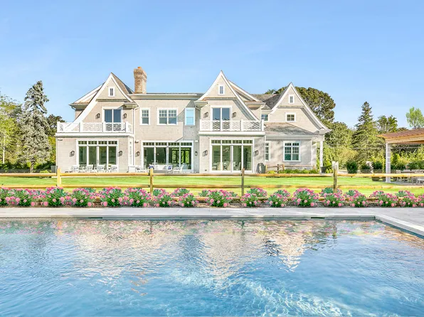 173 Ferry Rd, Sag Harbor, NY 11963