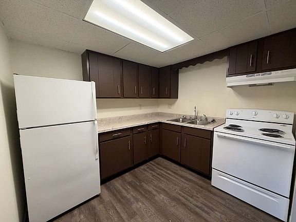 2nd image of 2404 Marquette Rd APT 6