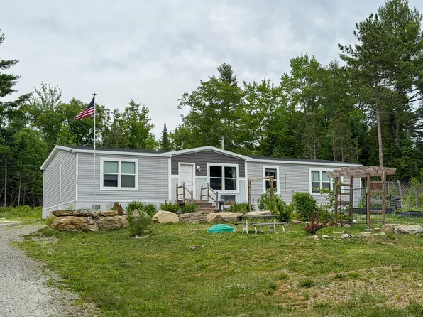 100 Rebel Hill Road, Clifton, ME 04428