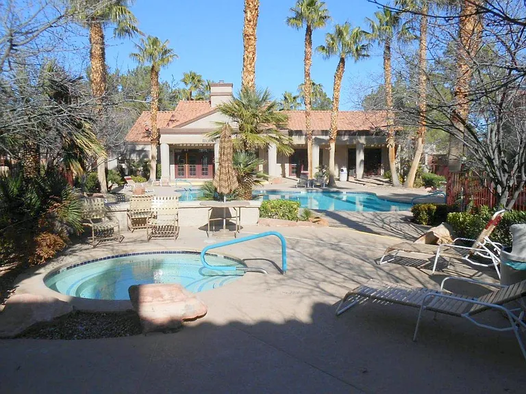 9325 W Desert Inn Rd #132 — Photo 22