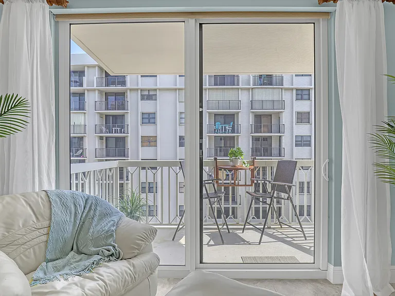 125 Ocean Ave #505 — Photo 21
