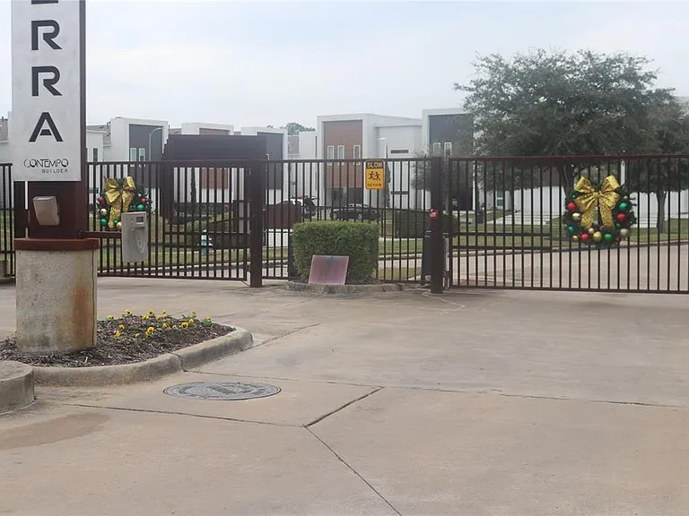 5403 Tocayo Pl — Photo 37