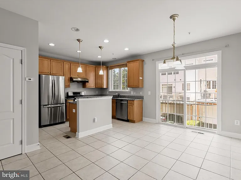 563 Pelican Ave — Photo 21