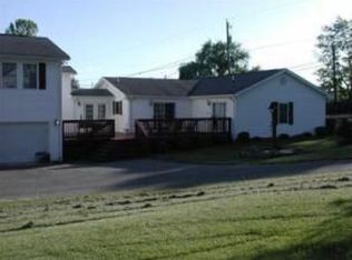 5762 Alum Spring Rd, Pulaski, VA 24301