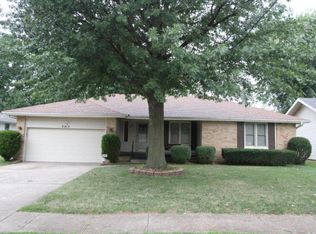 3213 S Roanoke Ave, Springfield, MO 65807