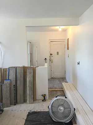 Rented by Metroline Realty | media 12