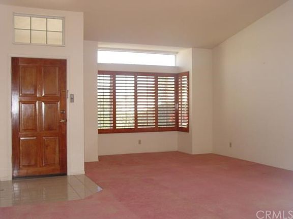 3rd image of 39619 Via Montalvo