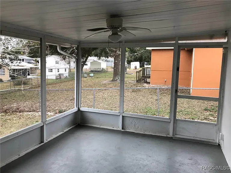 95 S Desoto St — Photo 3