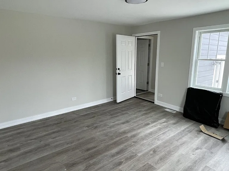 5137 S Newland Ave #N — Photo 4