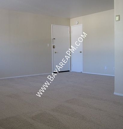 2nd image of 176 Duane St APT 8