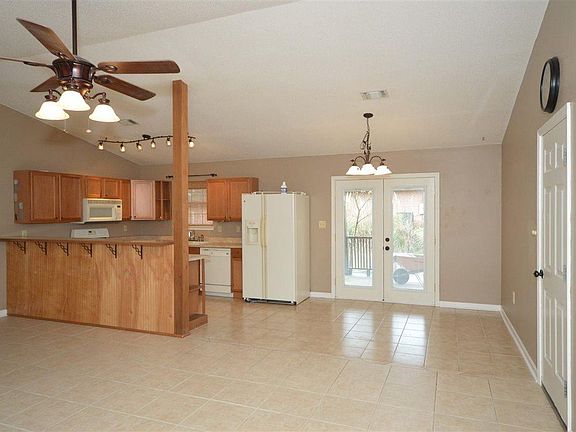 4th image of 7510 Palmetto St