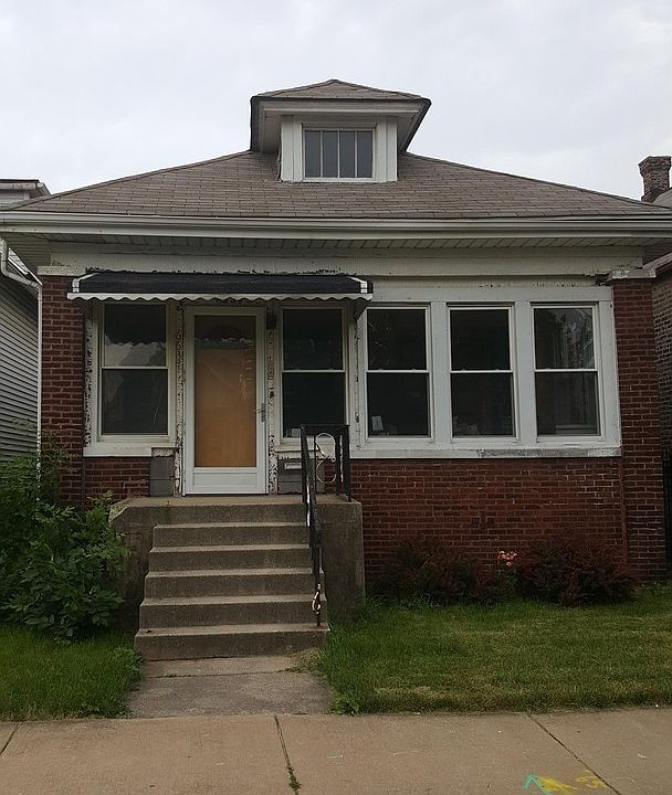 1st image of 6637 S Michigan Ave