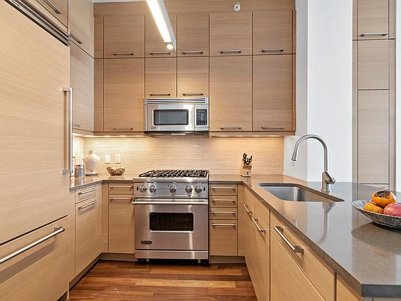 5th image of 333 E 91st St APT 22B