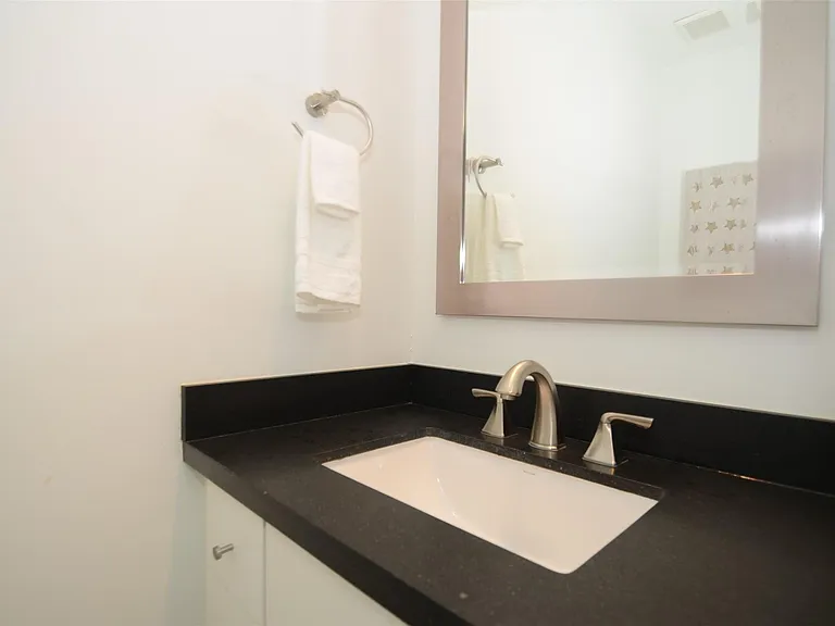 5524 Beverlyhill St #2 — Photo 14