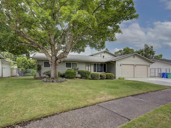 945 SE 224th Ave, Gresham, OR 97030