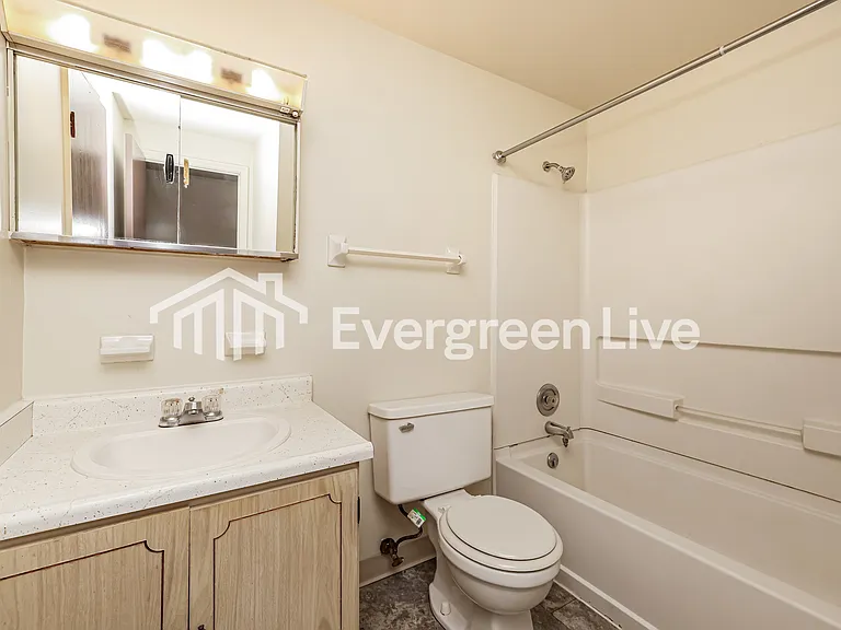 8203 Mount Carmel St — Photo 13