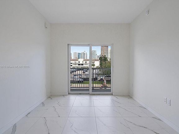 2nd image of 420 SW 7th Ave APT 203