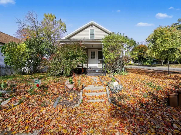 215 E Melendy St, Ludington, MI 49431