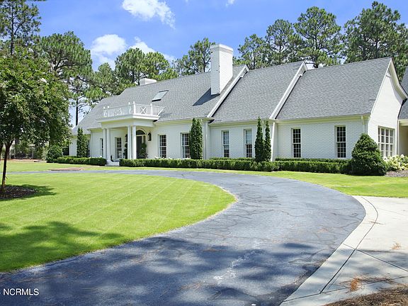 2nd image of 10 Cherry Hill Drive