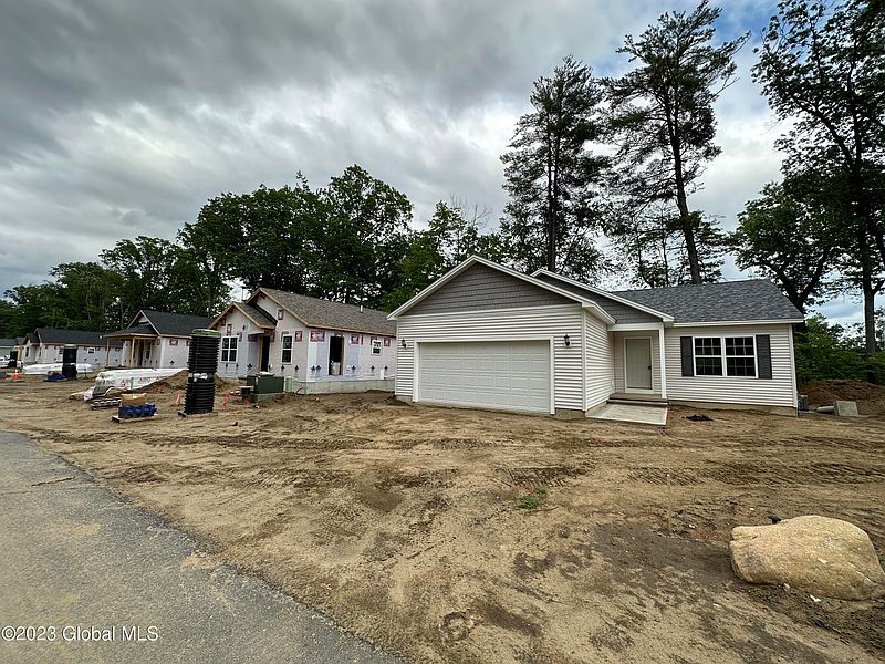 4th image of 42 Overlook Drive