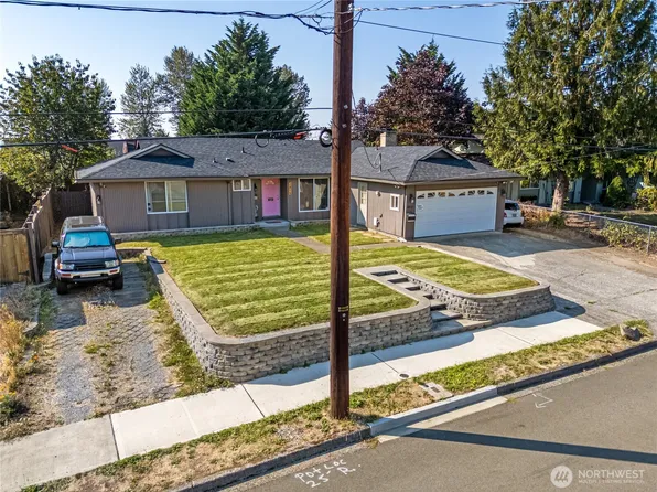 2815 Alpine SE, Auburn, WA 98002