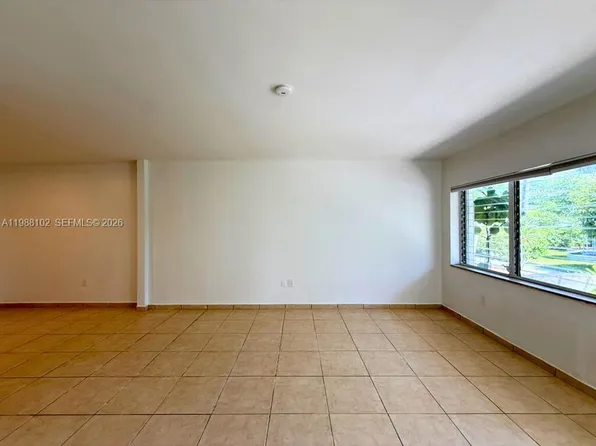 1176 Marseille Dr #2, Miami Beach, FL 33141