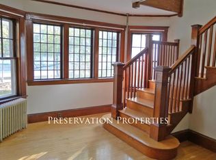 31 Lantern Ln #3, Wellesley Hills, MA 02481