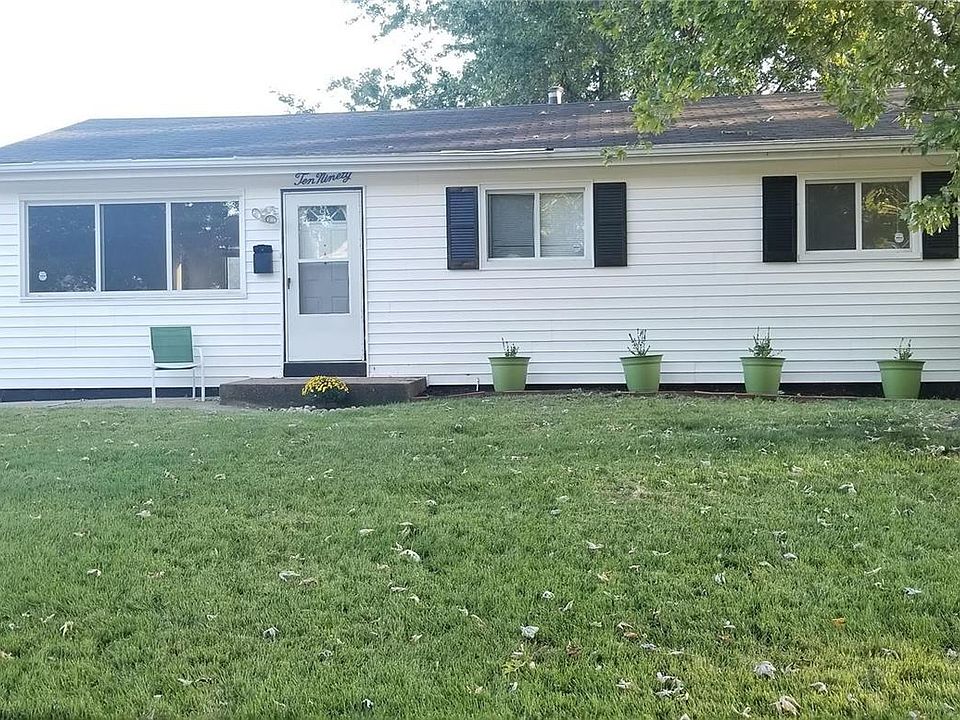 1st image of 1090 Penhurst Dr