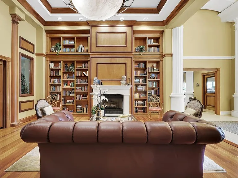 400 E Bay St #Penthouse 4 — Photo 43