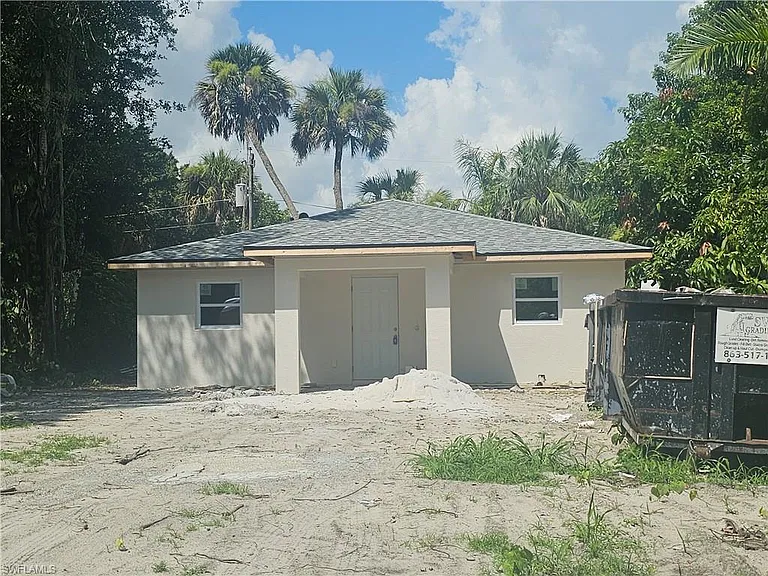 310 Balboa Ave — Photo 1