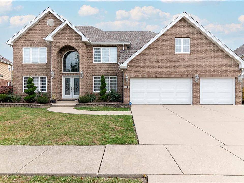 1st image of 38 E Grandview Dr