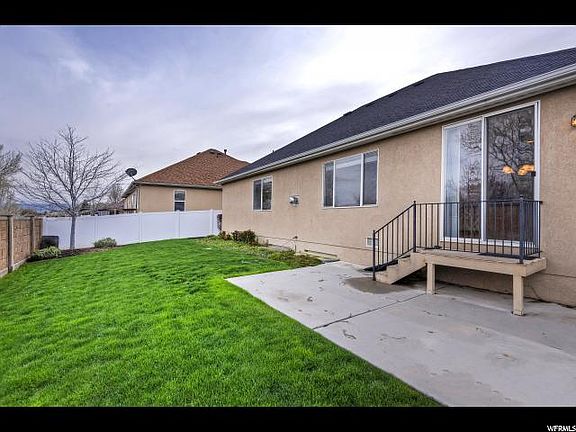 3rd image of 1438 W Rock Oak Ct