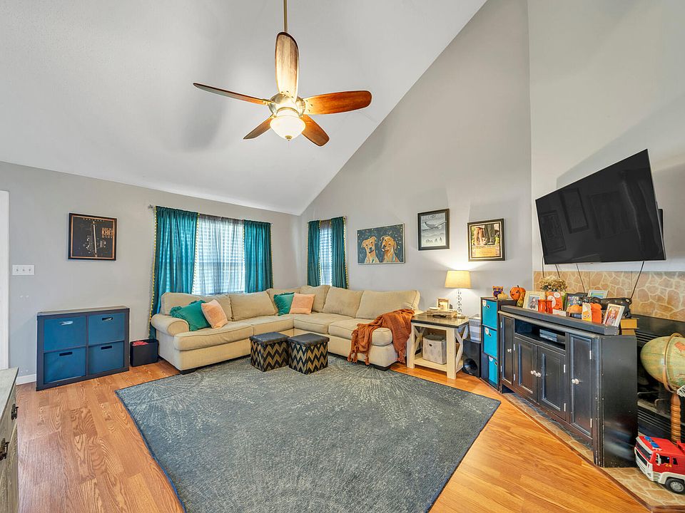 416 Woodland Park Cir, Mary Esther, FL 32569 Zillow