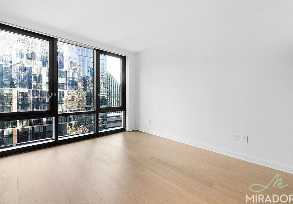 1st image of 21 W End Ave APT 1609
