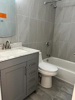 Rented by REMAX Elite | media 6