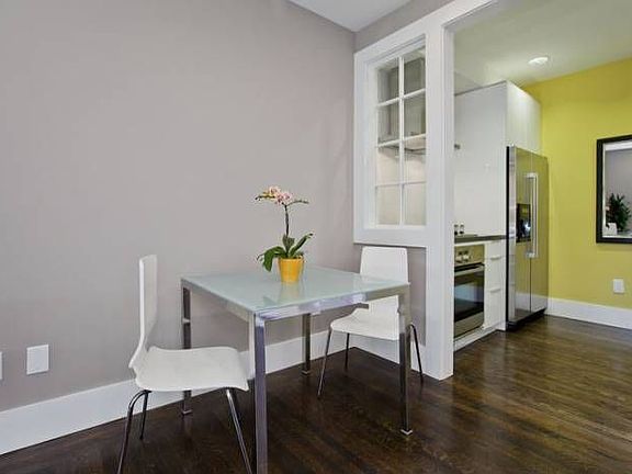 3rd image of 3131A Divisadero St