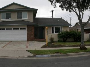 10042 Valley Forge Dr, Huntington Beach, CA 92646