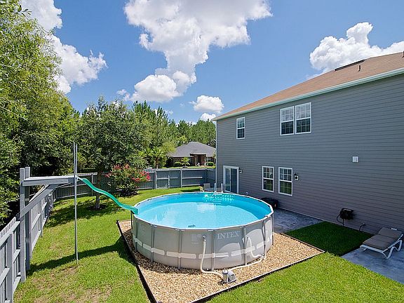 2nd image of 3665 Meadowgreen Ln