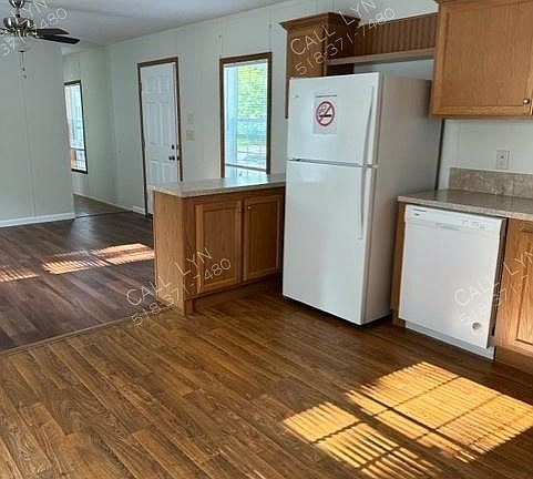4th image of 2 Halfmoon Cir